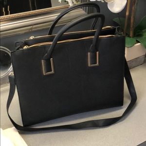 black handbag